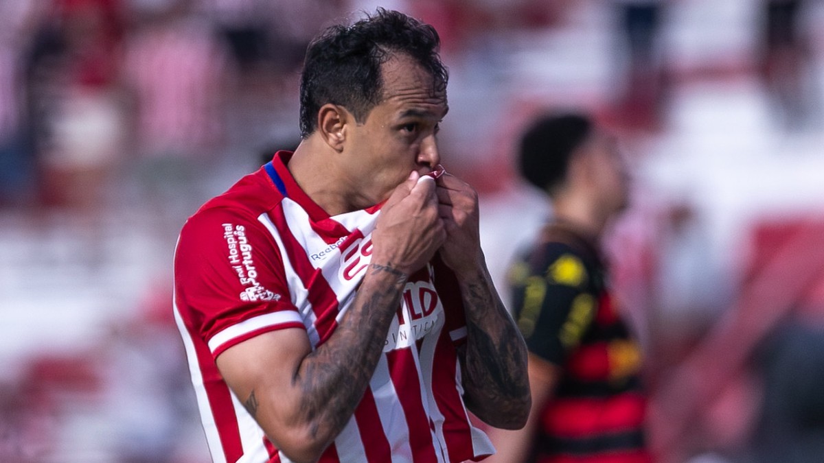 Na estreia do técnico Bruno Pivetti, Náutico vence o Sport nos Aflitos pela Série B