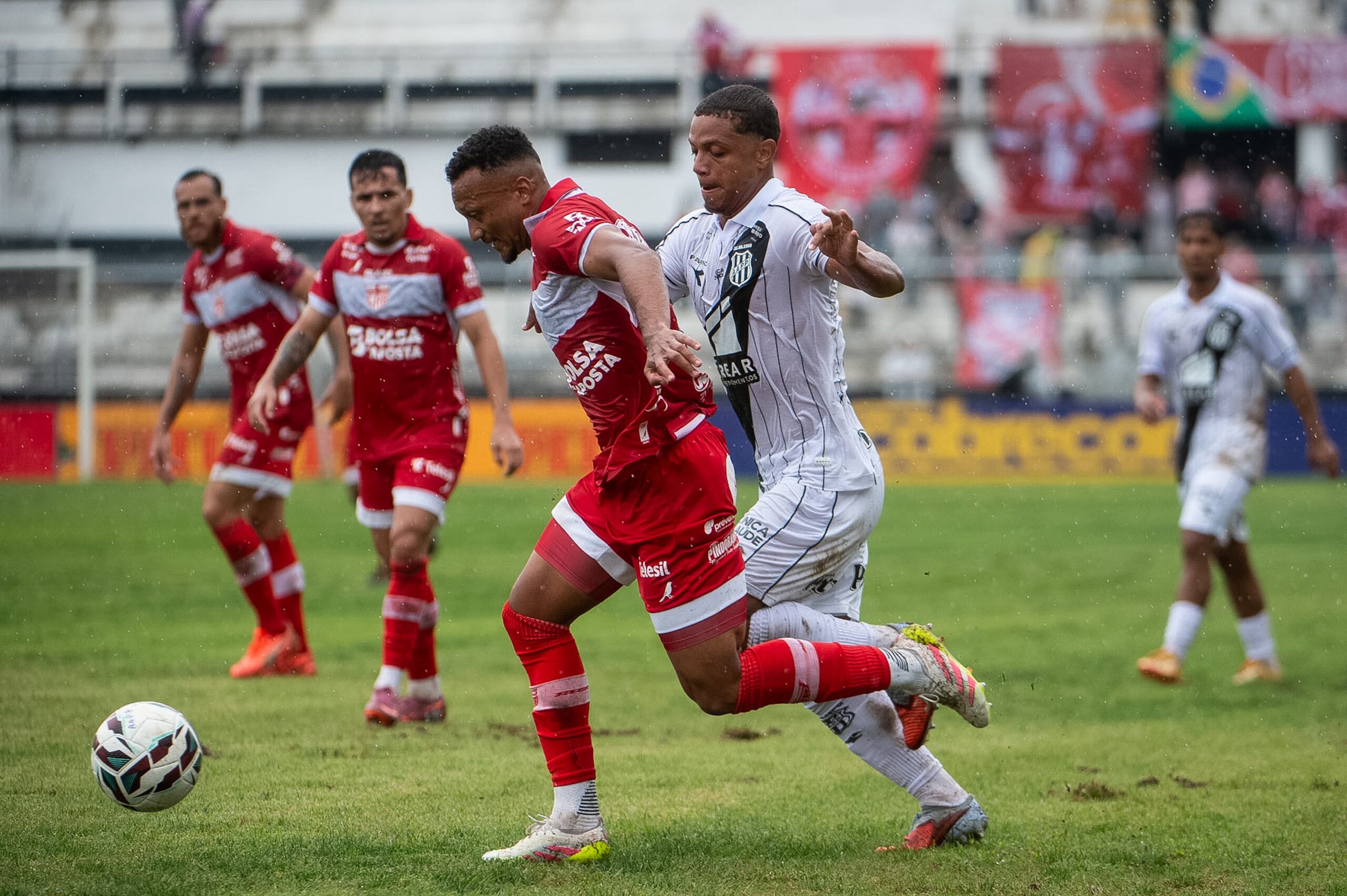 CRB perde para a Ponte Preta, lanterna da Série B e virtual rebaixada, e técnico reconhece atuação ruim 1 CRB - Ponte Preta - Série B