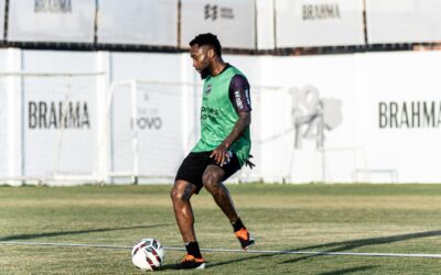 Sávio se recupera de lesão e pode retornar ao Ceará contra o Sport