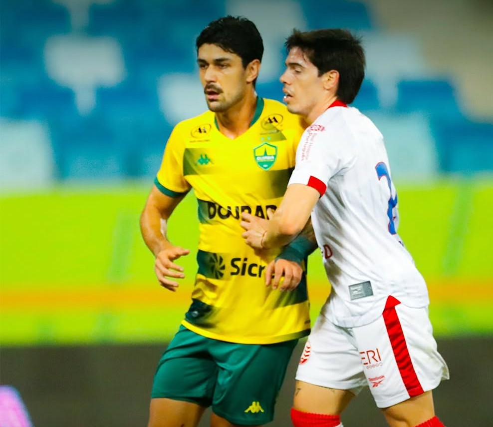 Náutico perde para o Cuiabá e amplia sequência para 10 jogos sem vencer como visitante na Série B 1 Cuiabá x Náutico - Série B 2026