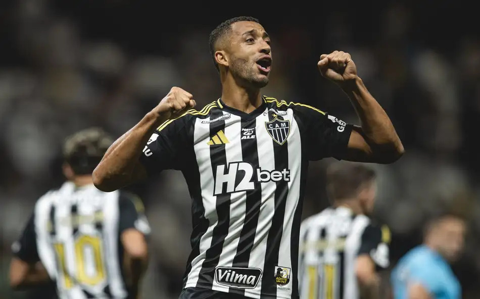 Bahia prepara ação na CNRD para cobrar dívida de quase R$ 600 mil do Atlético-MG 2 Victor Hugo, zagueiro do Atlético-MG e ex-Bahia- Foto: Pedro Souza/Atlético